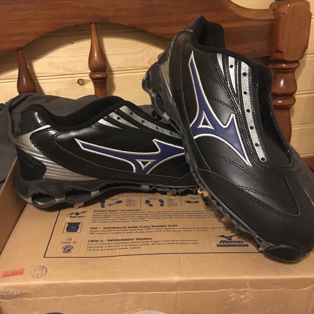 Mizuno Men’s Baseball Cleat